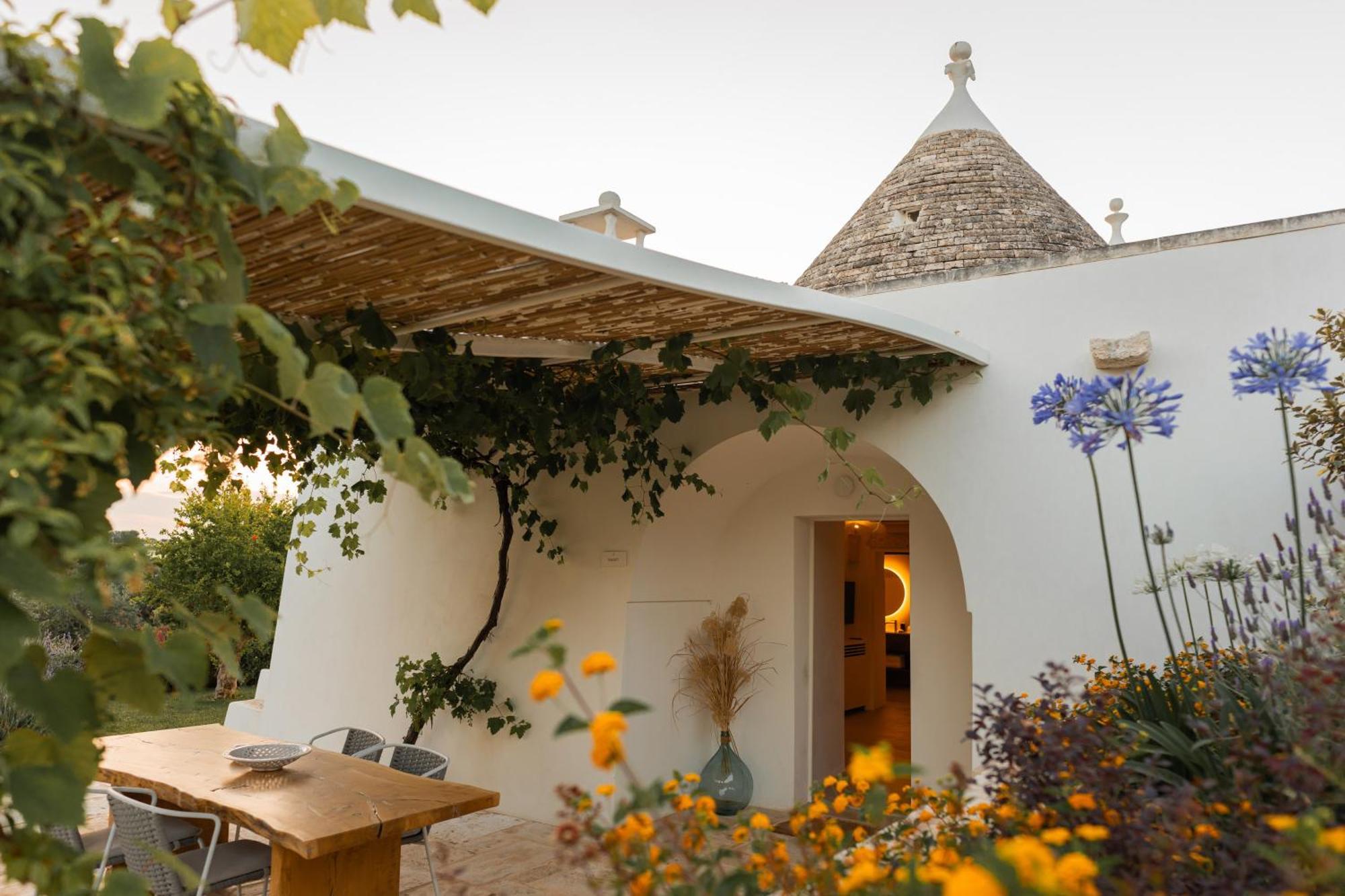 Essenza Relais Contemporaneo Bed & Breakfast Cisternino Eksteriør bilde
